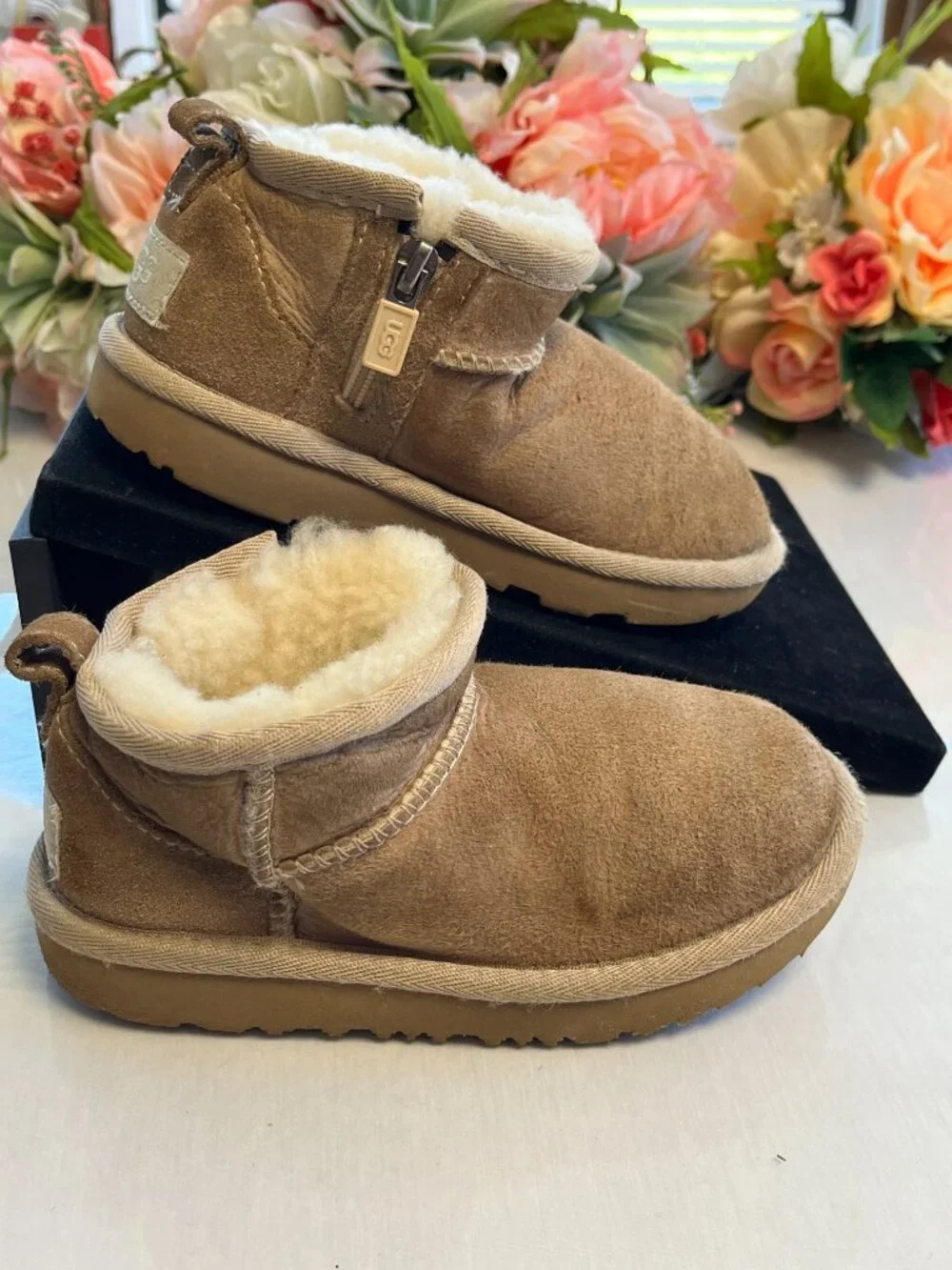 UGG Classic Ultra Mini Chestnut Toddler Boots Size 10